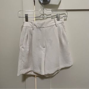 Wilfred Effortless Short